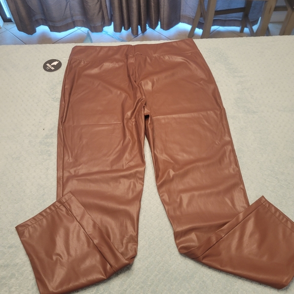 NEW JOLIE & JOY BROWN FAUX LEATHER LEGGINGS-SIZE XL-NWT - Picture 6 of 16